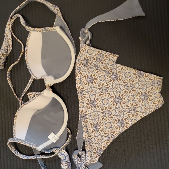 EUC bikini - Picture 4 of 4